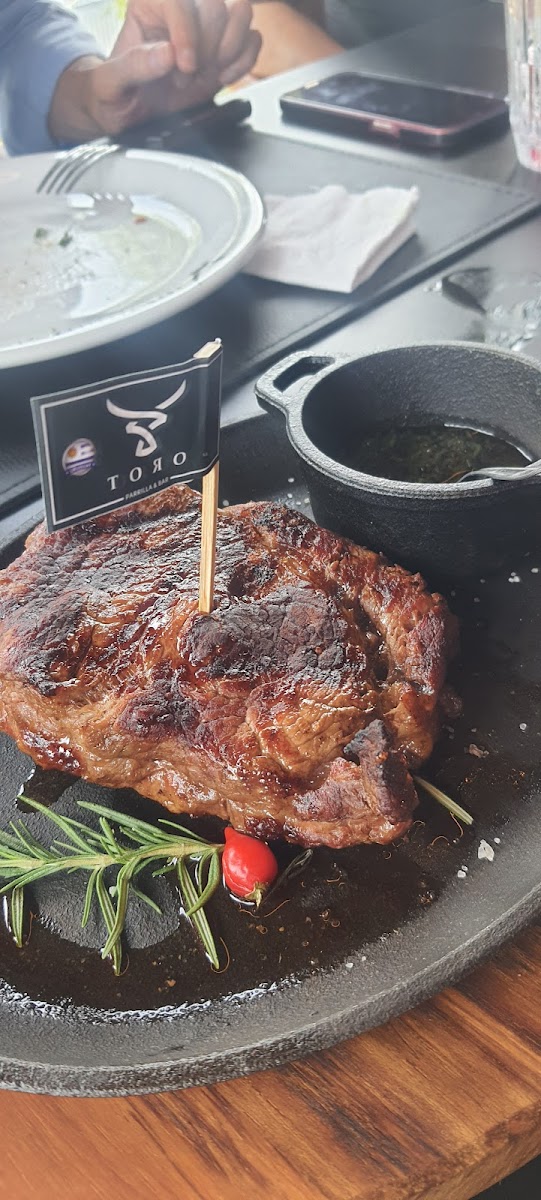 Toro Parrilla E Bar-7